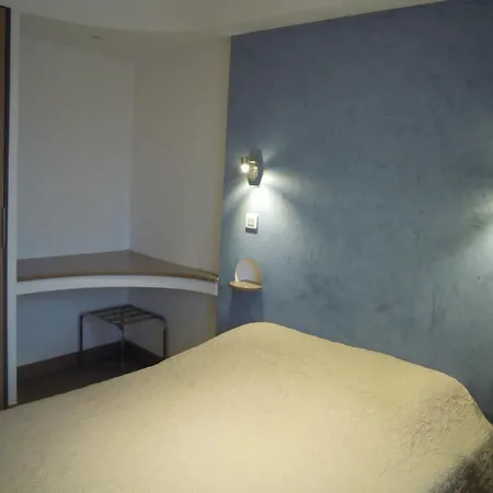 De La Pomme D'or Hotel